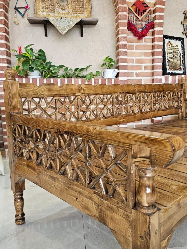 تخت سنتی طرح شمس چوب روسی - Image 2