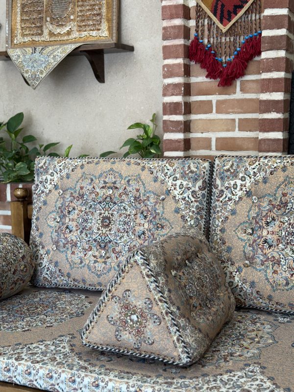 پشتی مثلثی بهشت نسکافه ای